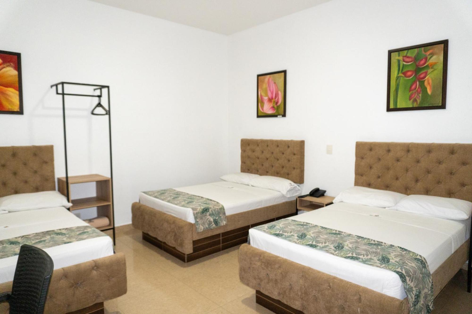 Hotel Central Plaza Itagüí Esterno foto